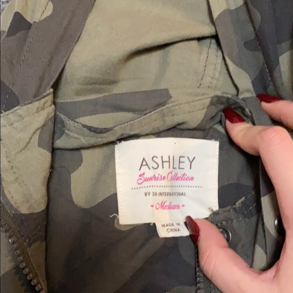 Camo jacket - Picture 2 of 3